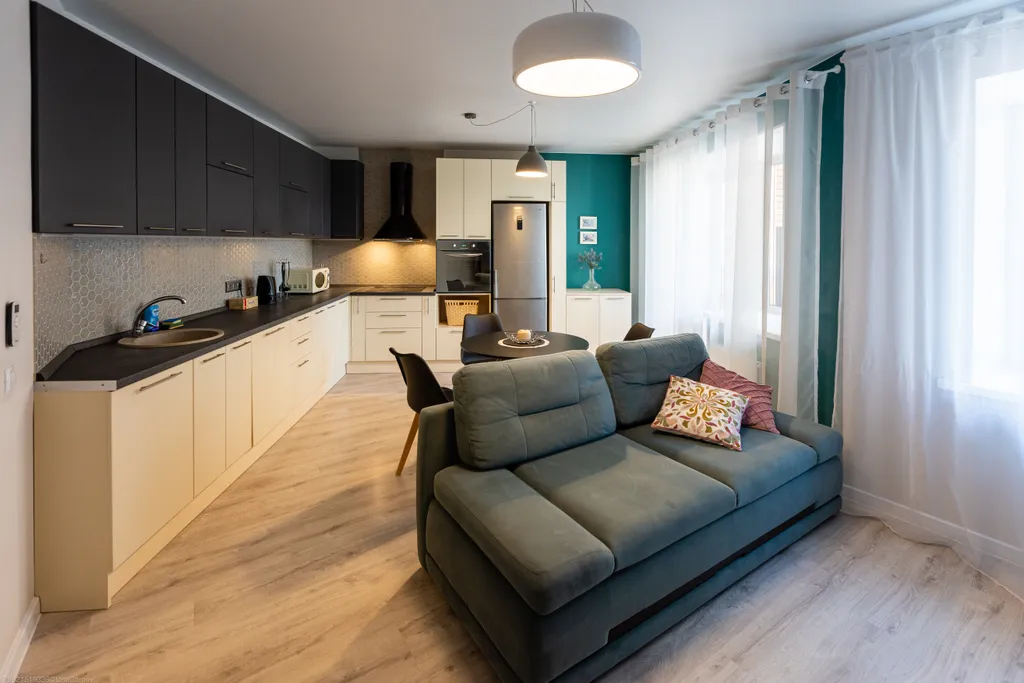 Квартира Три комнаты и два балкона в районе дендрария — аренда посуточно в Хабаровск