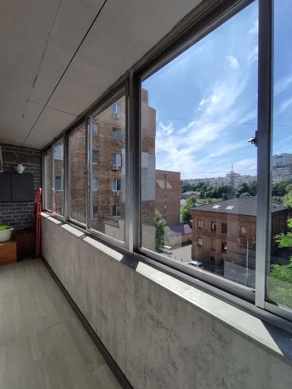 Однокомнатная квартира на полуострове Эгершельд рядом с Владивостокским Портом