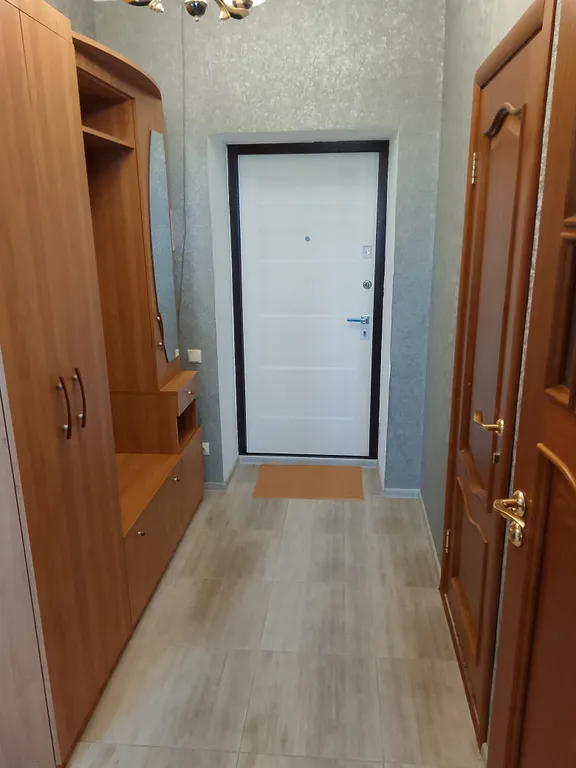 1-Комнатная Уютная, даже диванчик на кухне есть