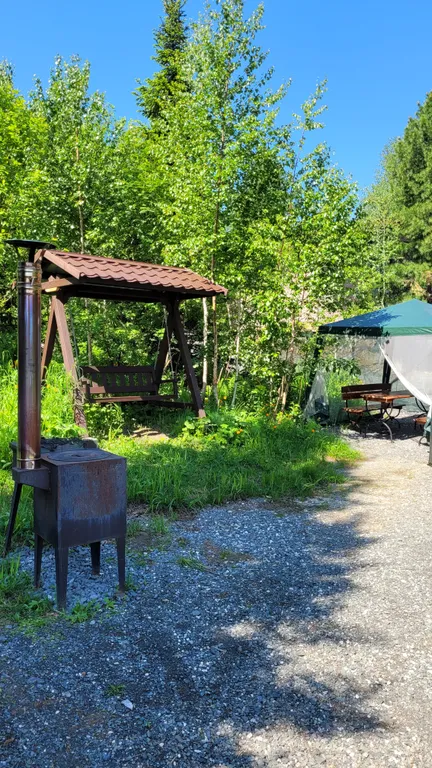 Апартаменты 2-х комнатные. Половина дома с отдельным входом