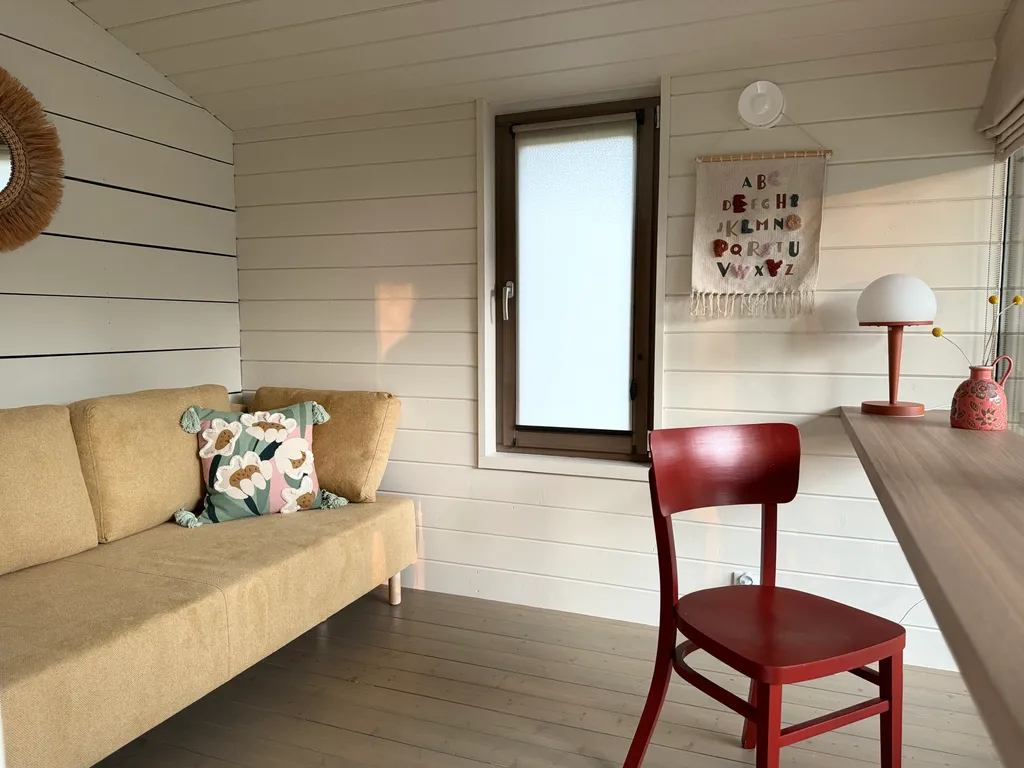 Уютный загородный дом в тишине