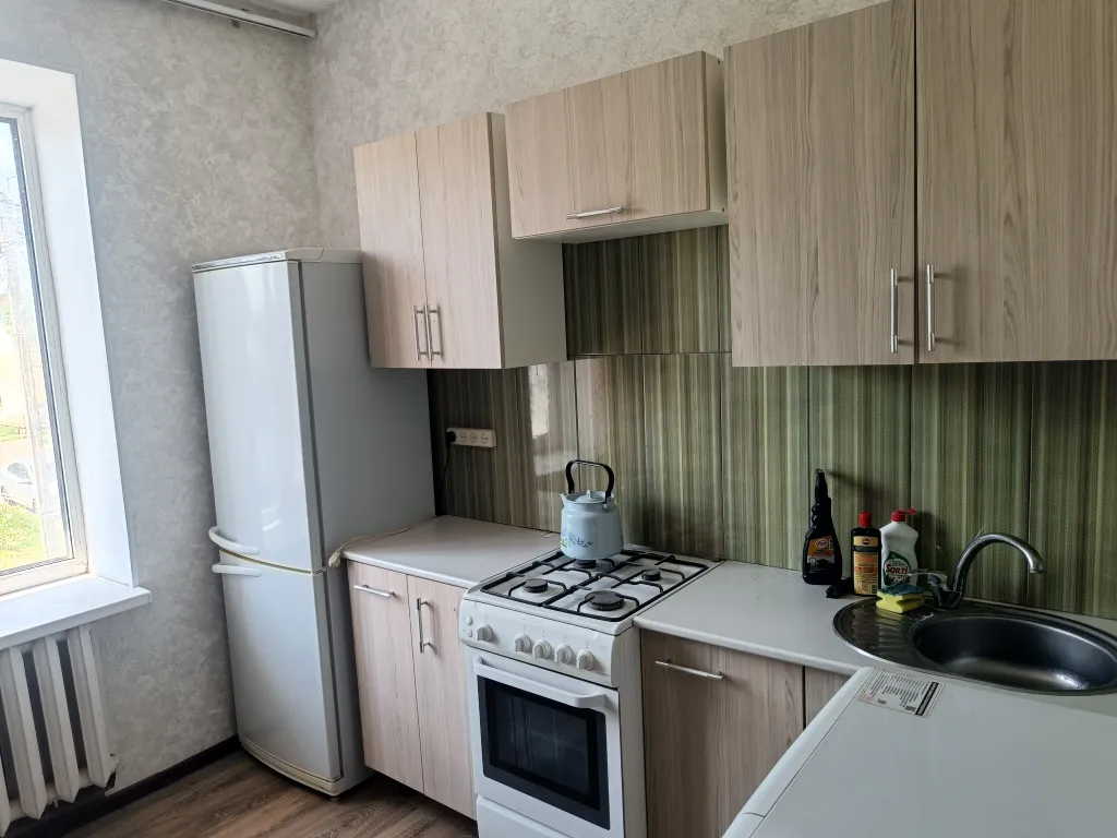 Трехкомнатная квартира со всеми удобствами в тихом районе