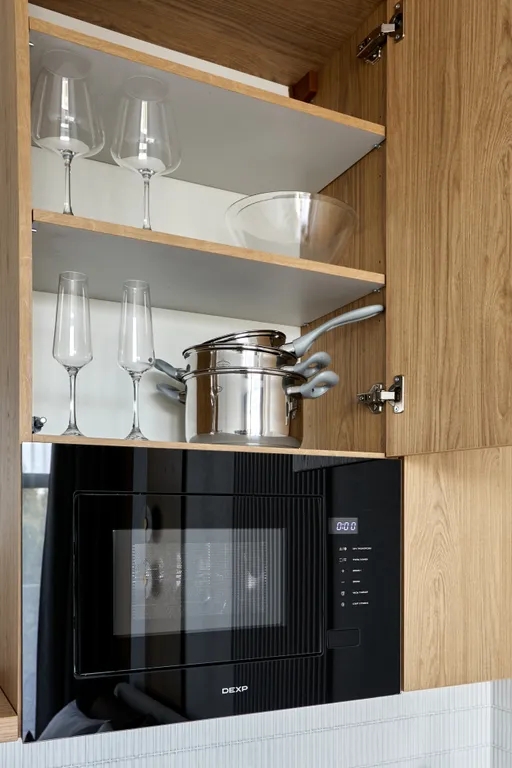 Апартаменты с видом на бассейн 615