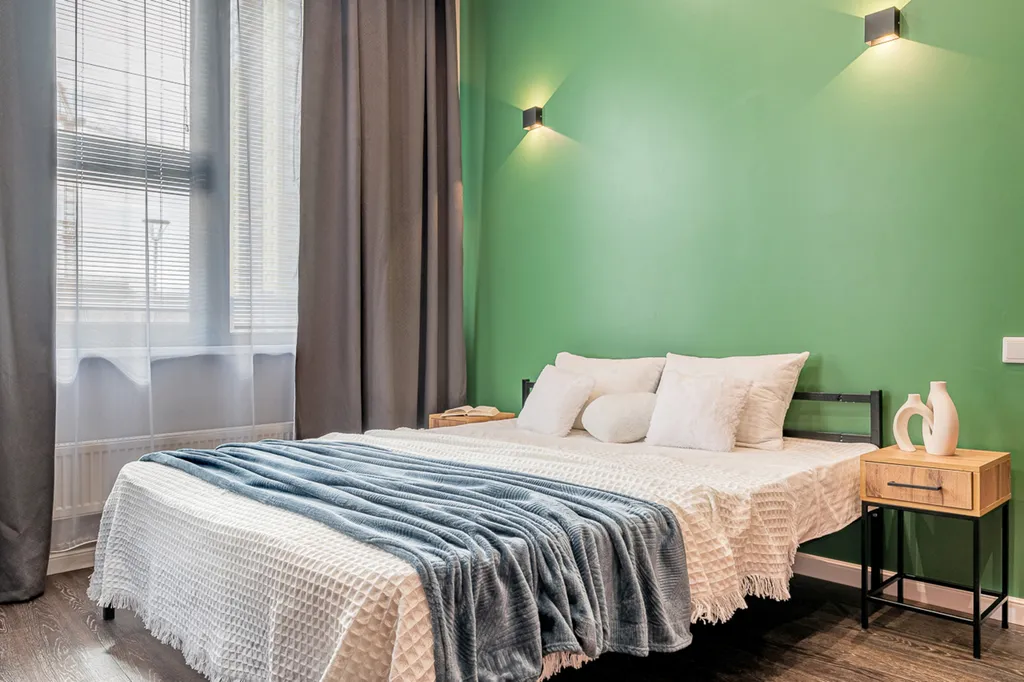 Уютная 2-комнатная квартира в ЖК Изумрудный Бор с собственной террасой — аренда посуточно в Екатеринбург