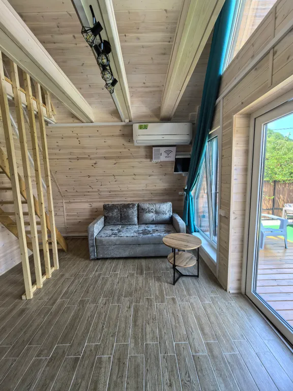 Уютный дом a-frame с видом на горы на побережье Чёрного моря