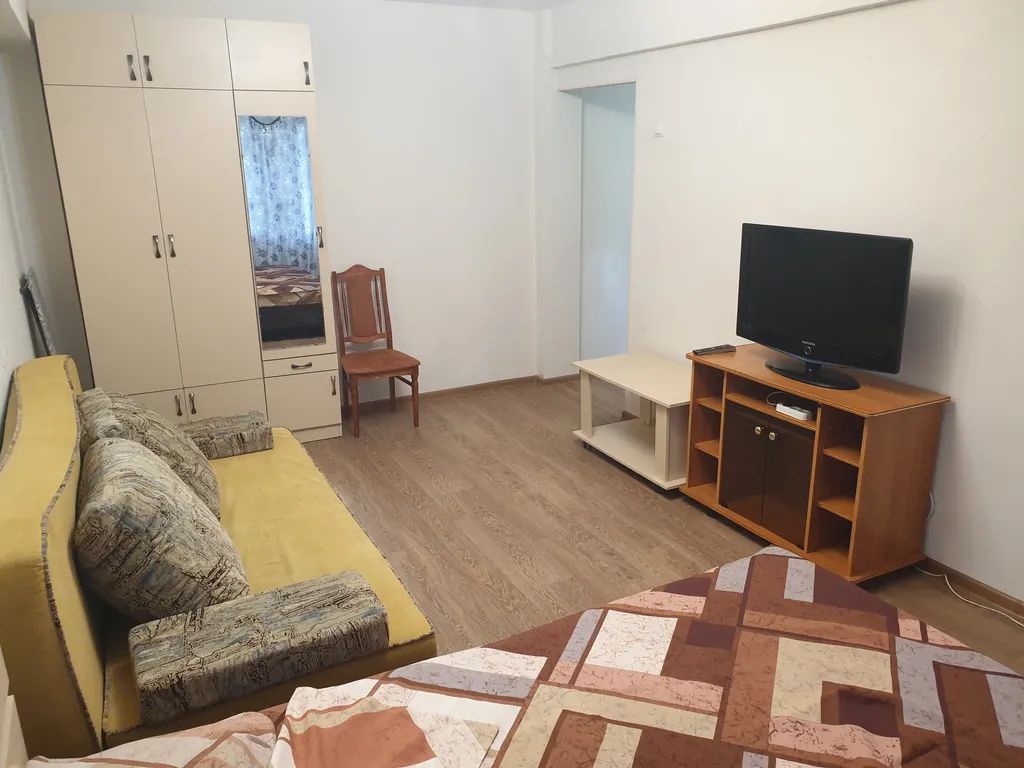 Светлая и теплая квартира — аренда посуточно в Ангарск