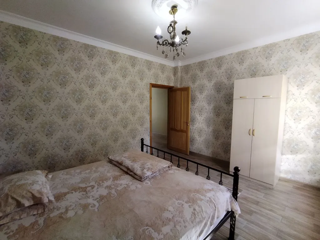 Домики у озера