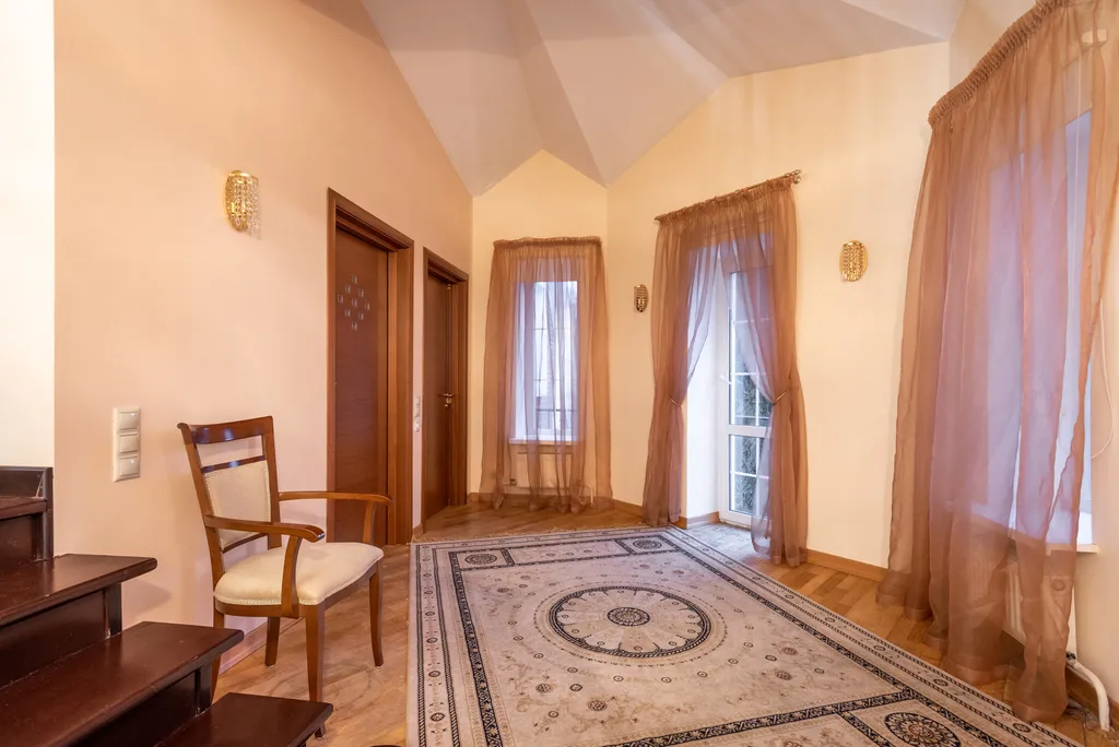 Коттедж Дом с бассейном и сауной — Горки-2