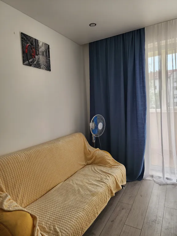 Уютная квартира в ЖК Росгартен у ж/д станции - 20 мин до моря!