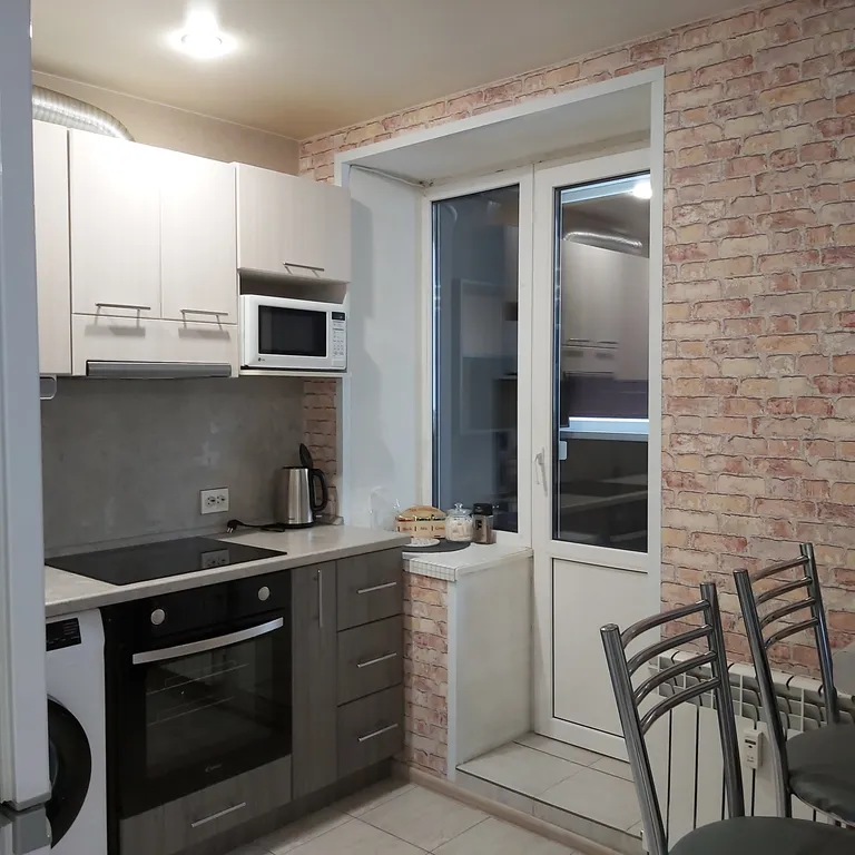 Комфортная студия в Арбековской заставе на 10 этаже.