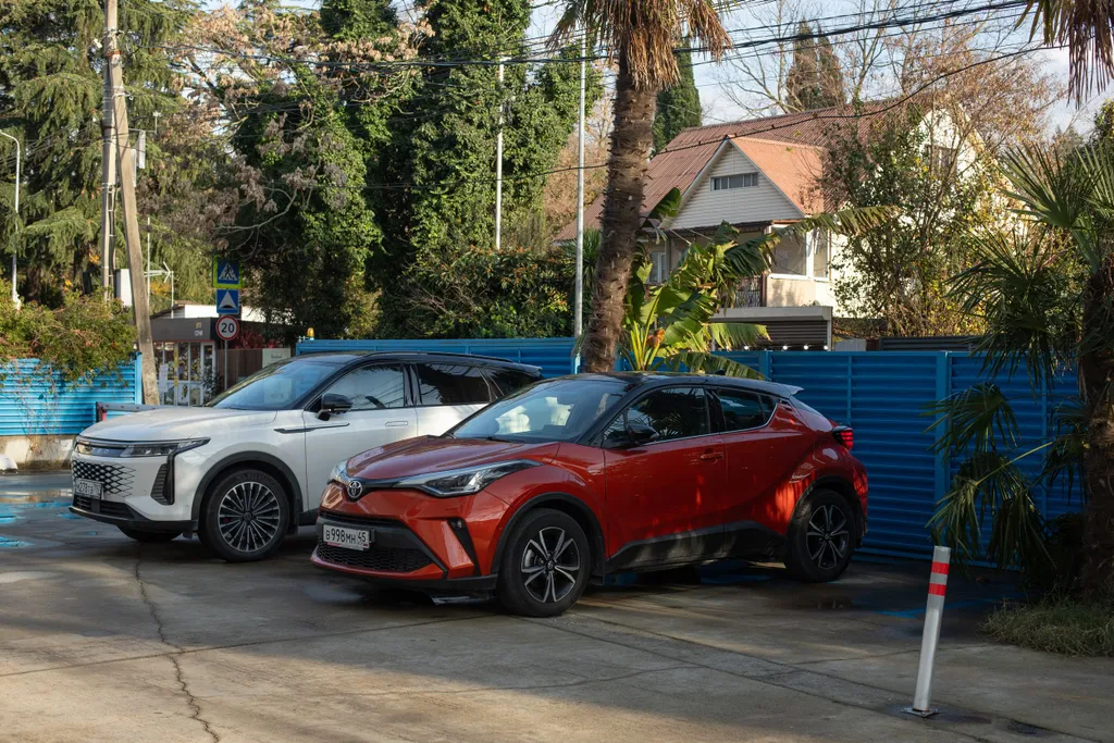 Квартира 2-комнатная квартира с кухней и балконом у набережной — Сириус