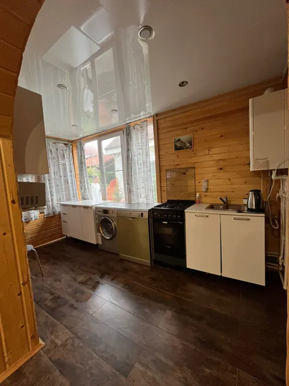 5-комнатный Дом