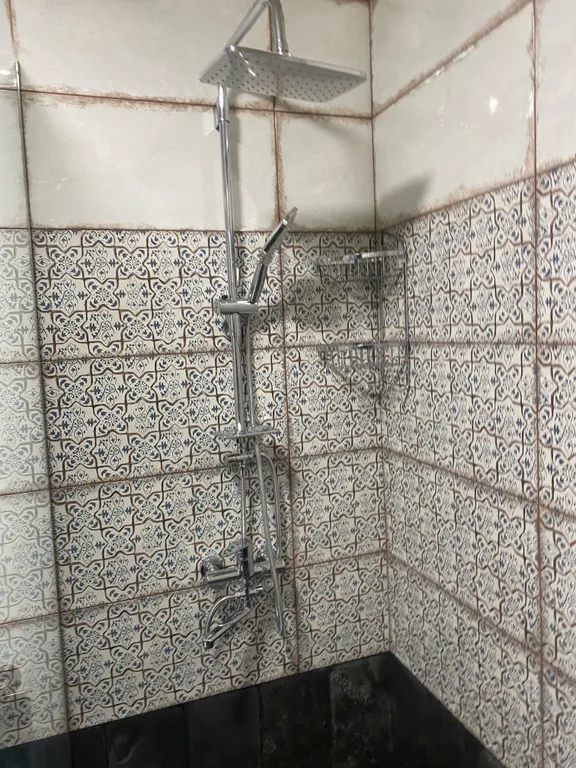 Большая высокая светлая студия на 26 этаже