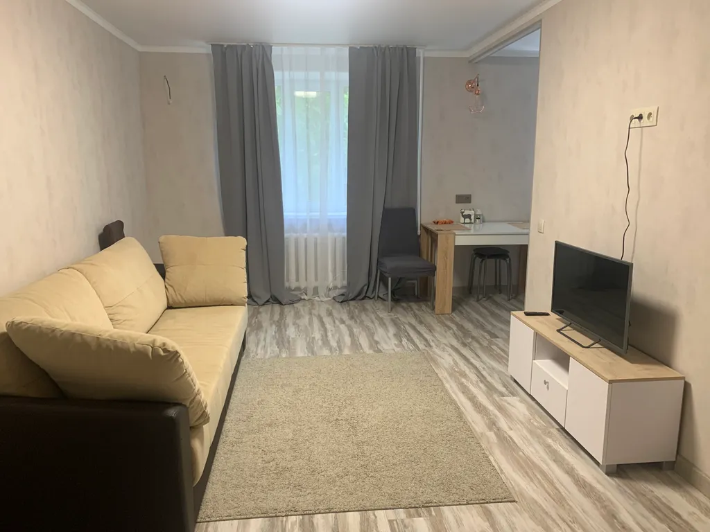 Уютная квартира с новым ремонтом — аренда посуточно в Шахты