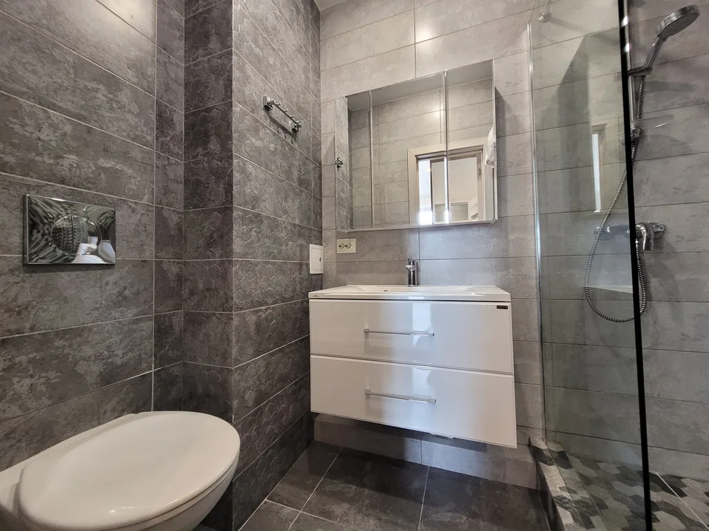 Квартира с панорамными окнами в 5 минутах до моря