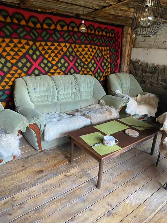 Домик под лесом