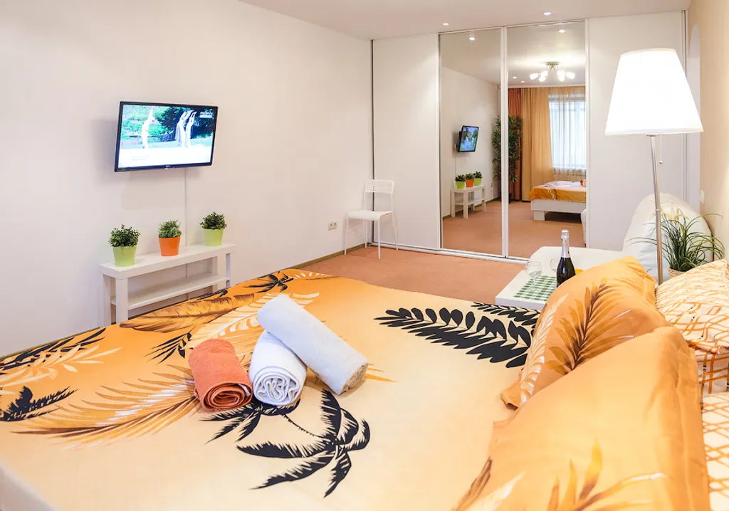 "Rent70" на Пирогова 7 Жить в центре студенческой жизни, Университеты!