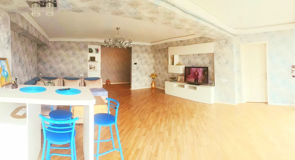 2-комнатная квартира напротив Приморского парка