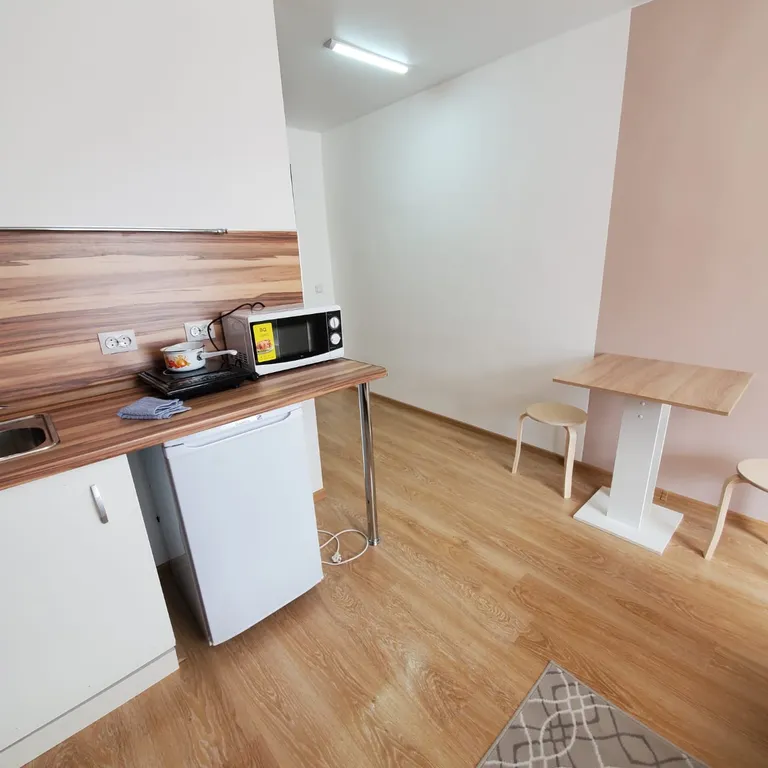 Апартаменты " Как дома" Студия 11 рядом с университетом.