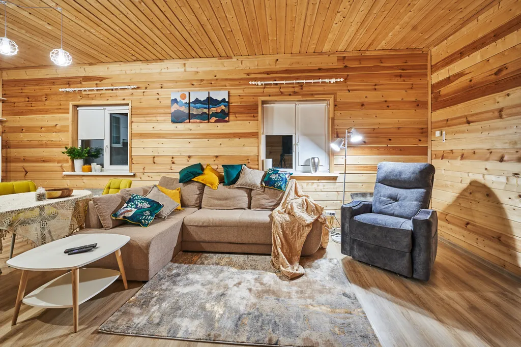 Коттедж Уютный домик для отдыха на свежем воздухе — Коммунар