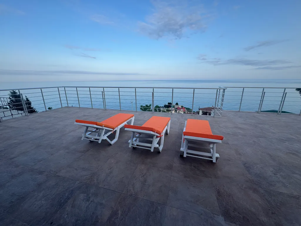 Пятиместный люкс с кухней и своей верандой