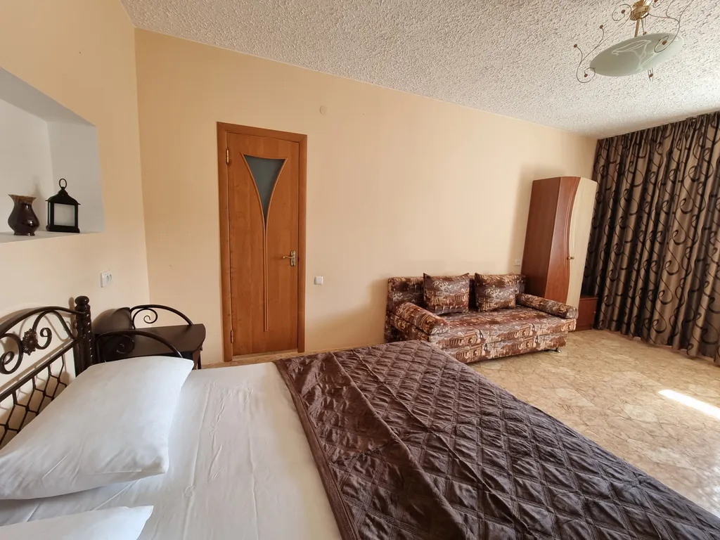 Квартира Двухместный номер с 1 кроватью стандарт видом на море — аренда посуточно в Судак