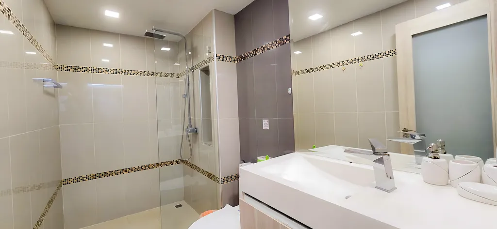 Комфортная квартира с выходом в бассейн