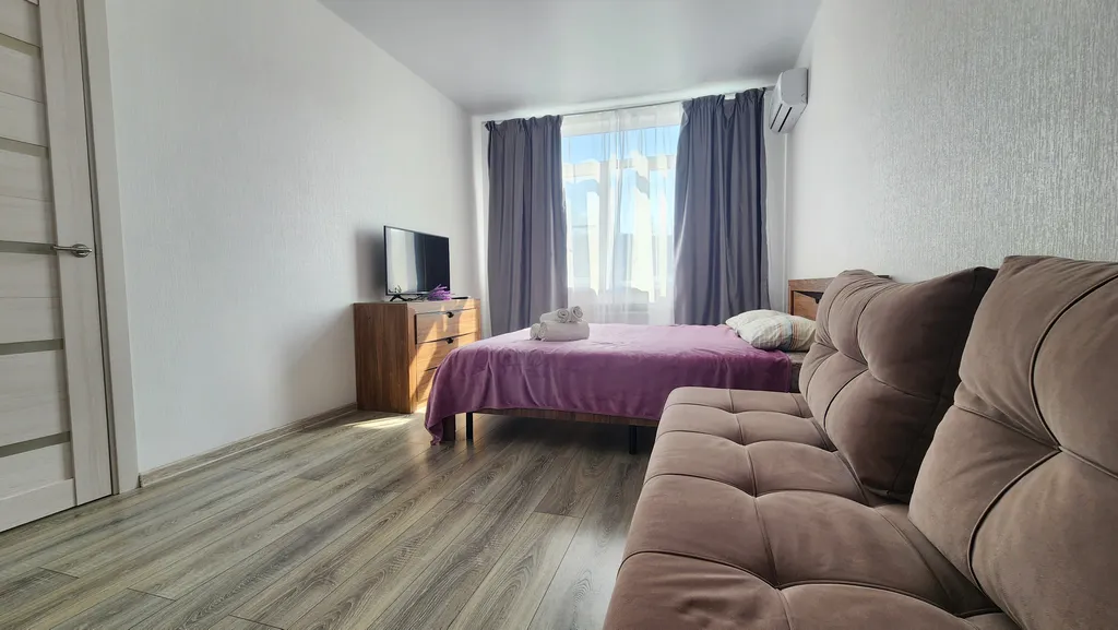 Однушка в корпусе с бассейном