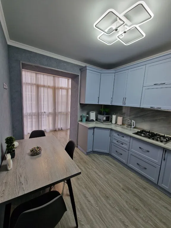 Кваритира на Весенней с очками виртуальной реальности