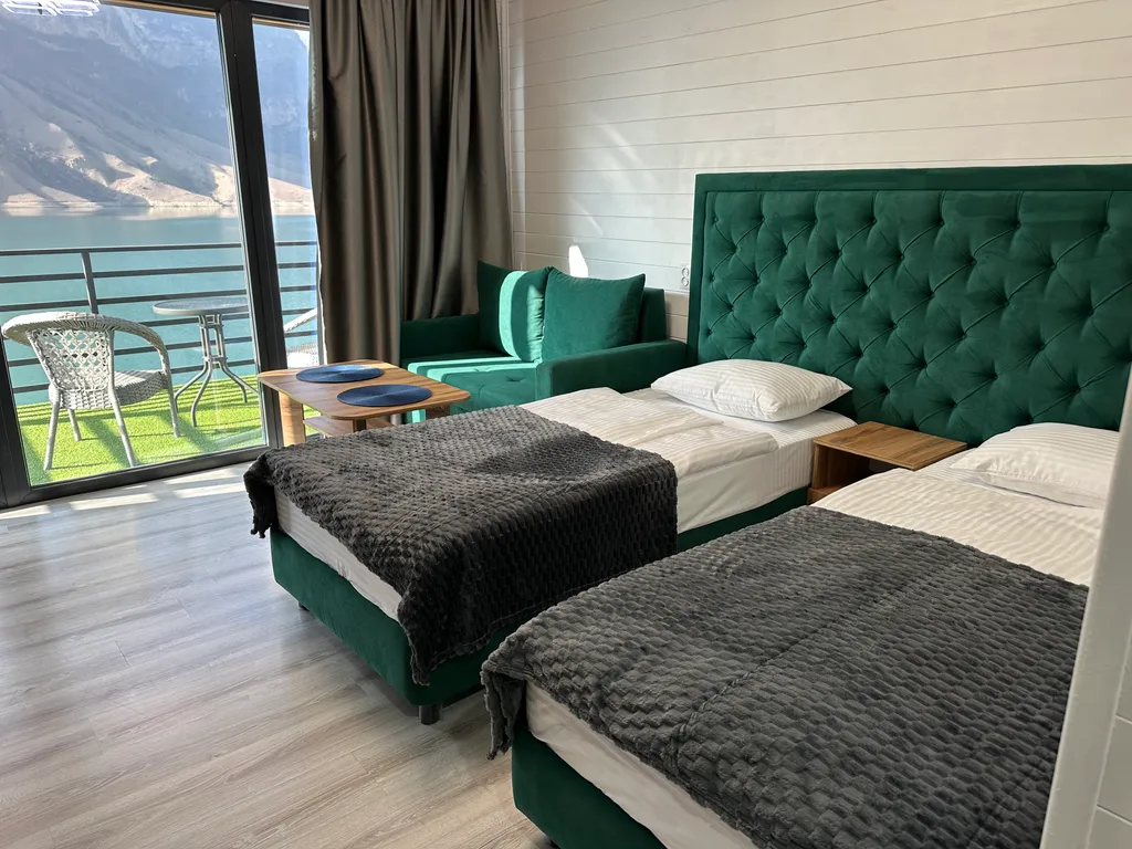 Комфортный домик на берегу озера