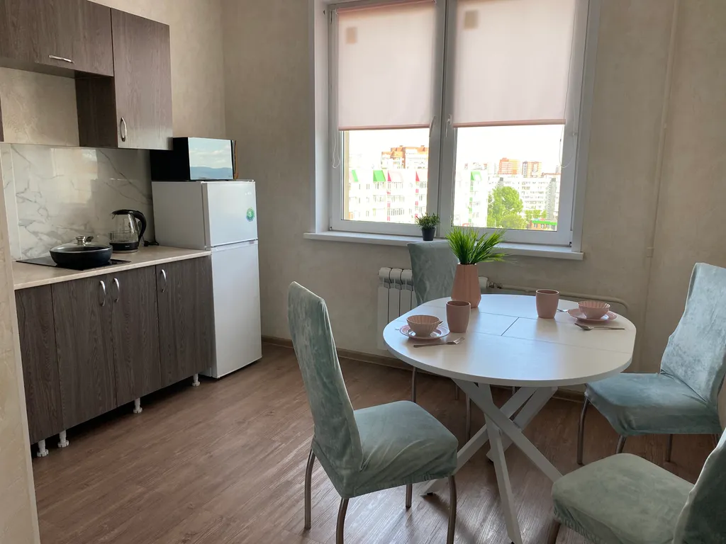 Квартира Большая двухкомнатная квартира в Советском районе — Красноярск