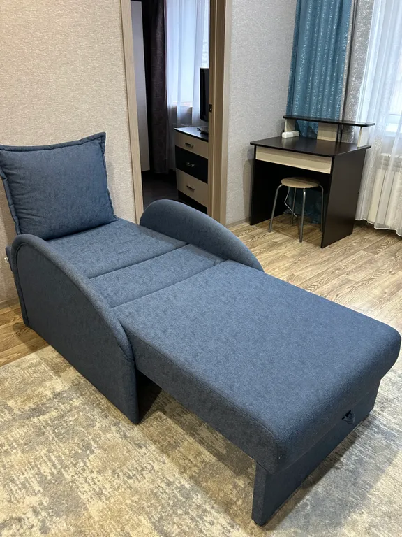 Двухкомнатная квартира на набережной в центре города