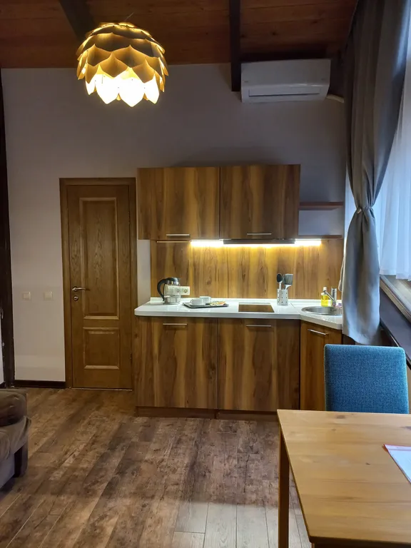 Двухкомнатный номер с видом на сад