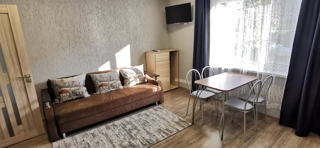 Коттедж Гостевой дом Южный — Кучугуры