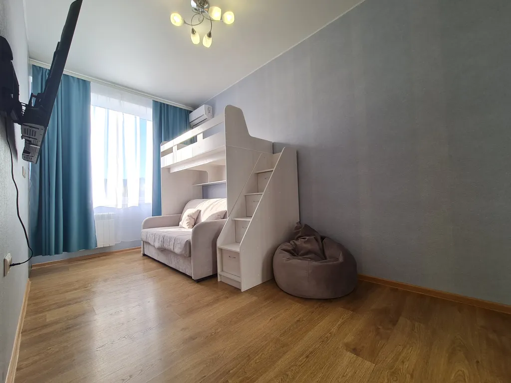 Апартаменты с балконом