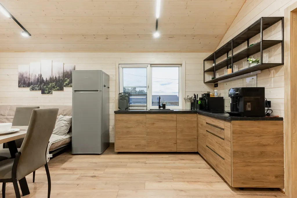 2-комнатный коттендж на границе с лесом, 69м²