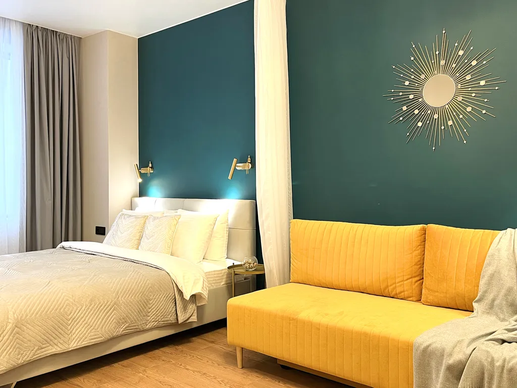 Яркие апартаменты в центре города