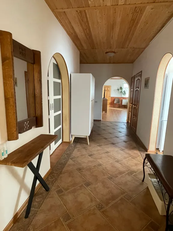 Просторные апартаменты с беседкой