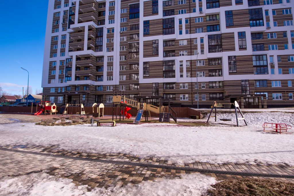 В центре в современном доме с гостиничным сервисом бесконтактно