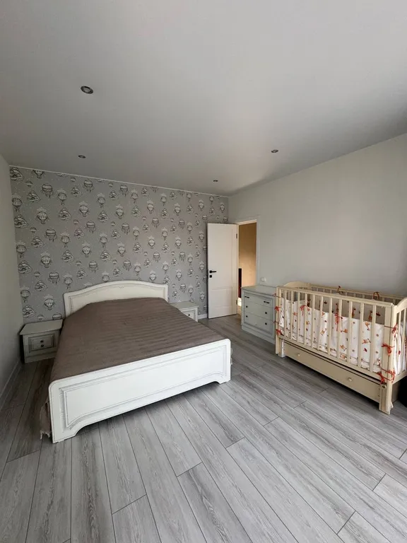 Уютный дом с панорамными окнами