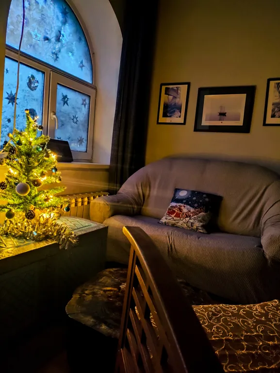 Коттедж Удивительный дом в центре, первый этаж целиком, мангал — Казань