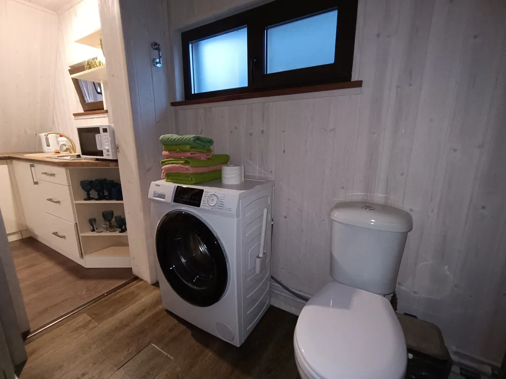 Деревянный дом с сибирской купелью на дровах aframe kmv