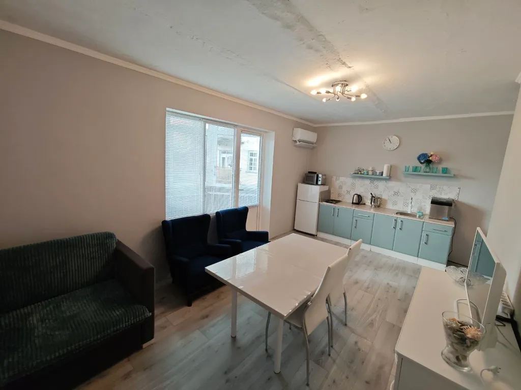 Уютная двухкомнатная квартира у моря