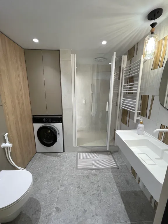 Двухуровневая студия в самом центре