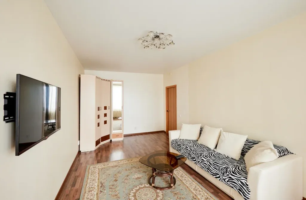 Уютная, большая квартира в центре с видом на собор