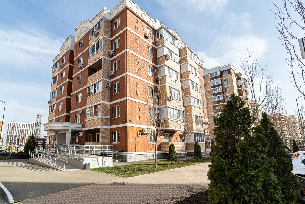 Квартира Уютная просторная двухкомнатная квартира — Краснодар