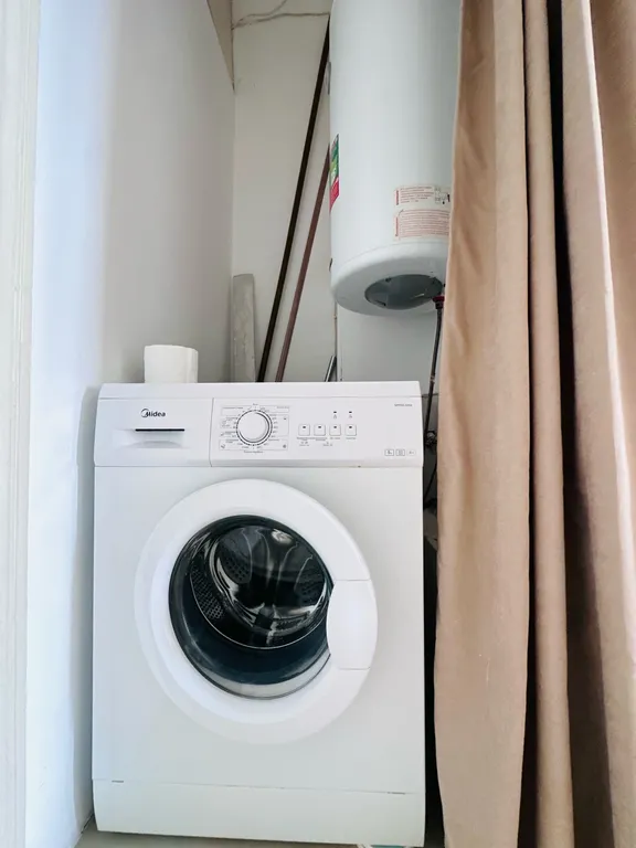 Квартира Квартира с балконом на Почтовой улице — Сухум