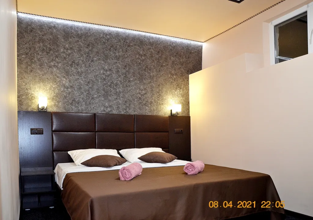 Квартира Двухкомнатные семейные апартаменты 2 этаж — аренда посуточно в Феодосия