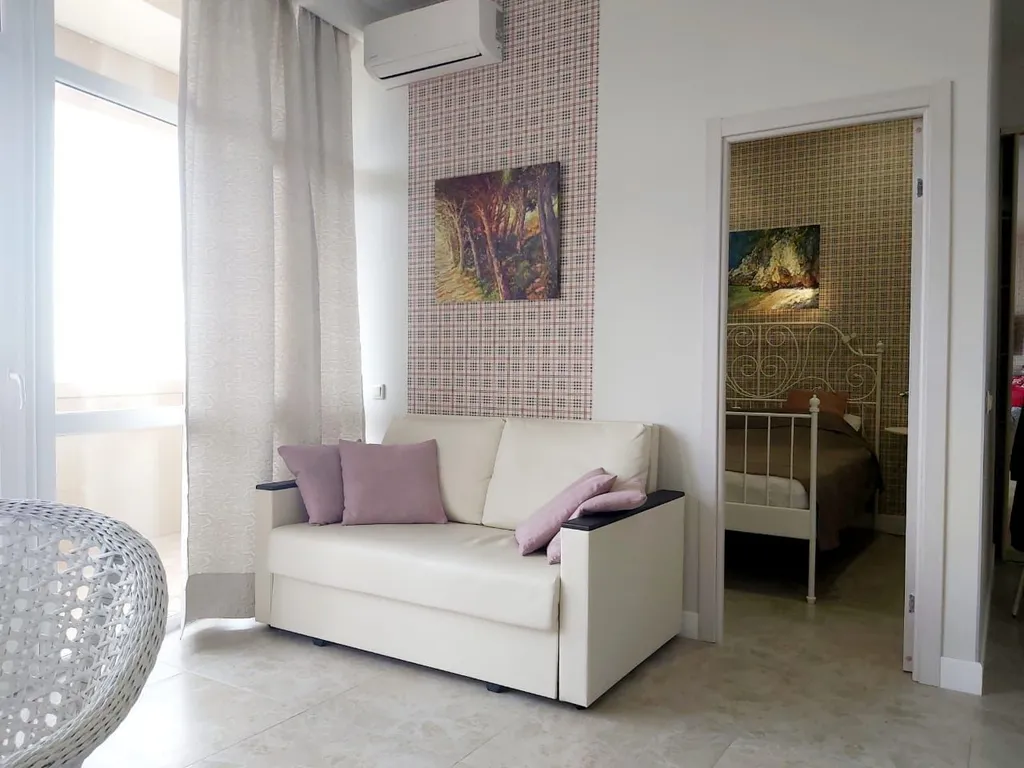 Просторная квартира с видом на море и горы