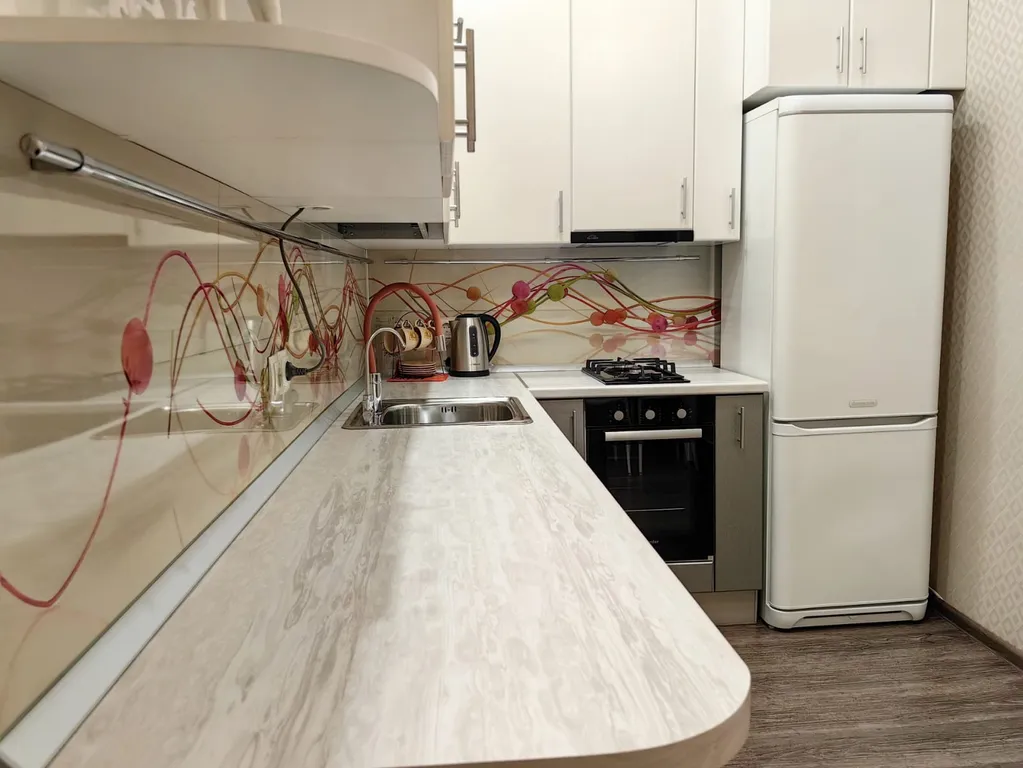 1 к квартира в зеленом районе: Звездочка и парк в двух шагах